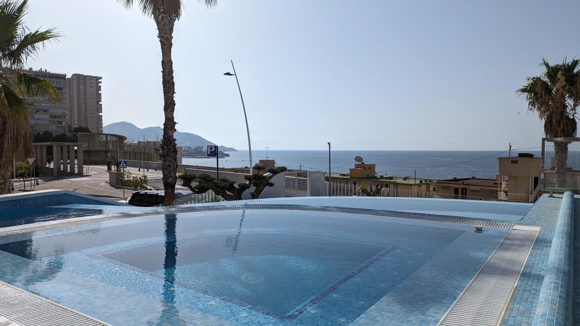 Sunset Cliffs Modern Apartment Benidorm Extérieur photo