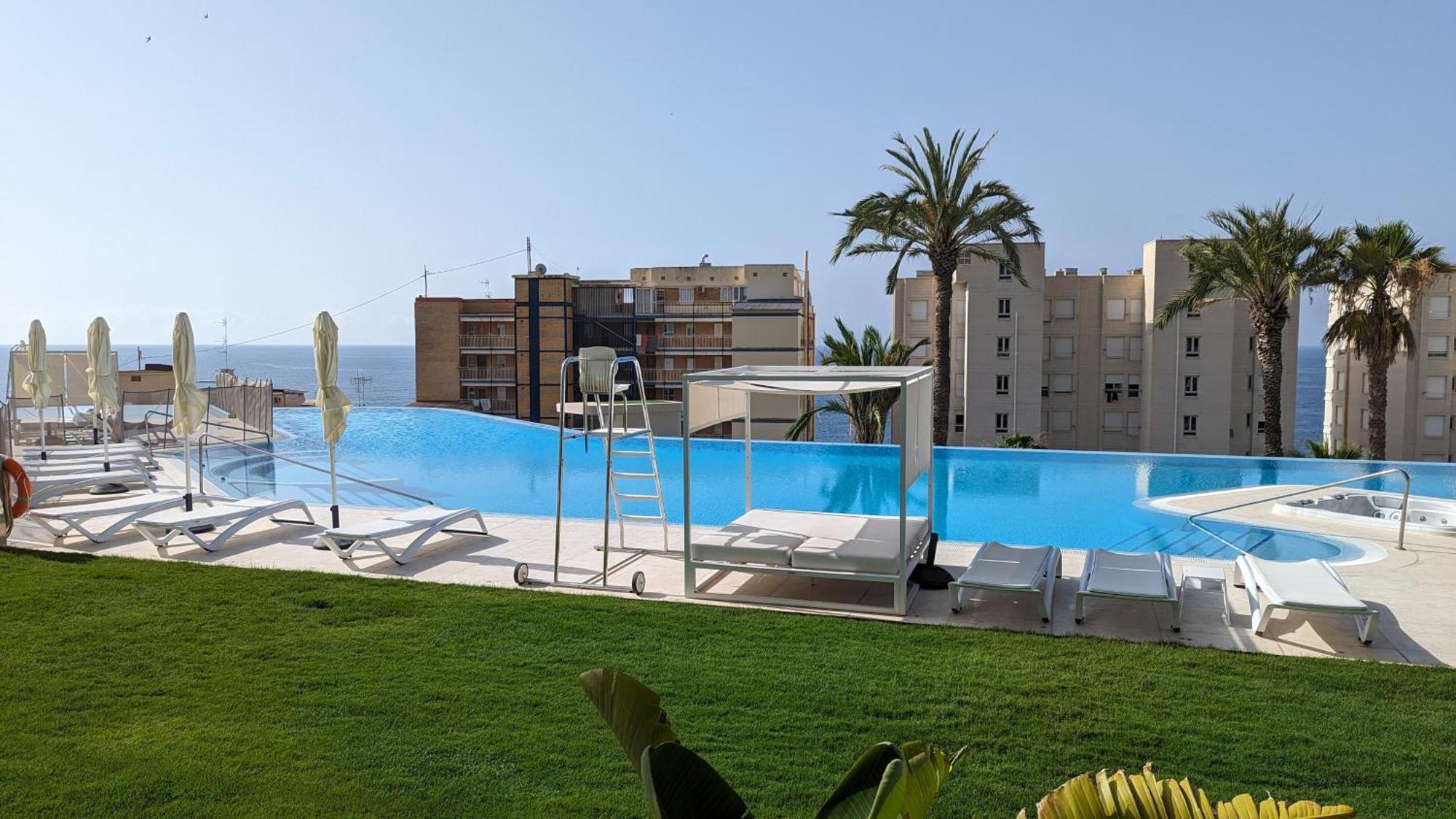 Sunset Cliffs Modern Apartment Benidorm Extérieur photo